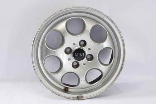 Llanta Aluminio Mini 0106 15" 151245