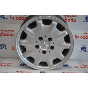 Llanta Aluminio Clase E C210 15" 2104010502